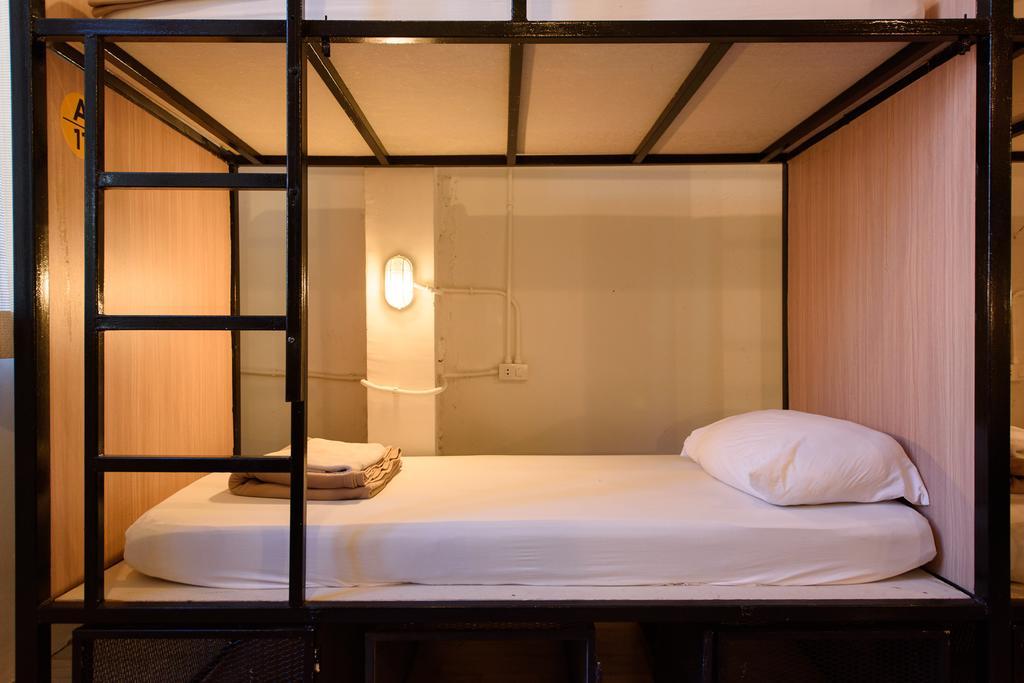 曼谷 温暖白色青年旅馆旅舍 外观 照片